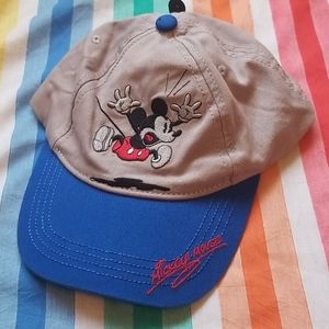 NWT Disney Baseball Cap Mickey Mouse